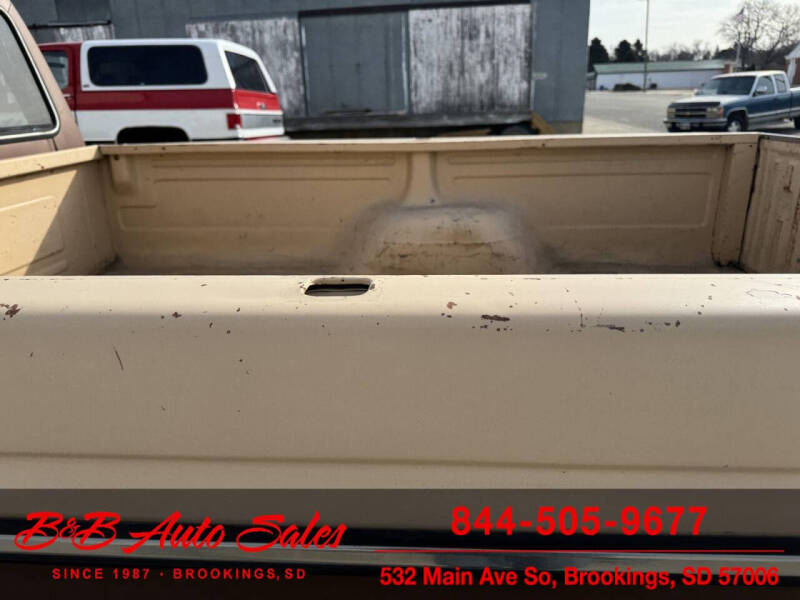 1985 Ford F-150 XLT Lariat