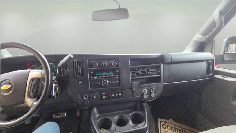 2017 Chevrolet Express LT 3500