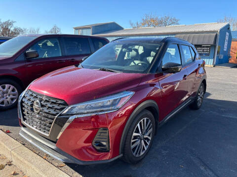 2021 Nissan Kicks SR