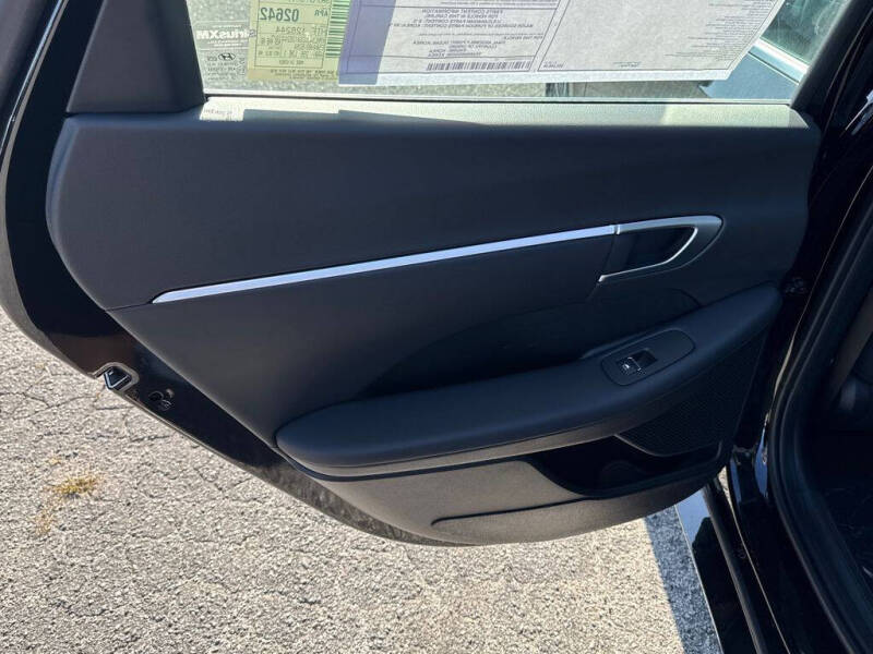 2025 Hyundai Sonata Hybrid SEL