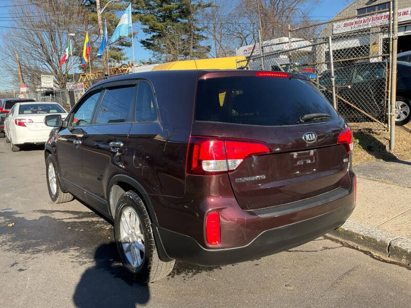 2014 Kia Sorento LX