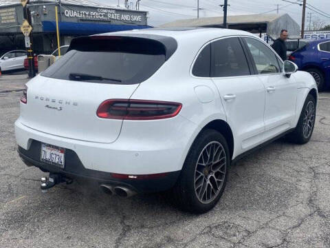 2015 Porsche Macan S