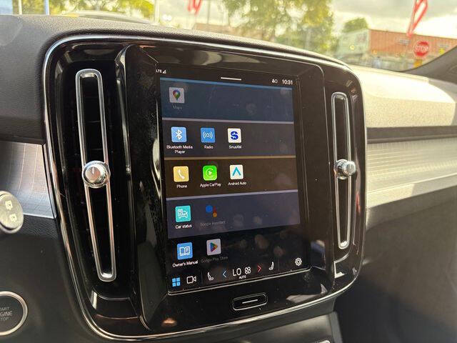 2023 Volvo XC40 B5 Core