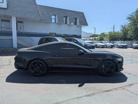 2016 Ford Mustang EcoBoost Premium