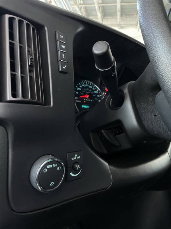 2024 GMC Savana 2500