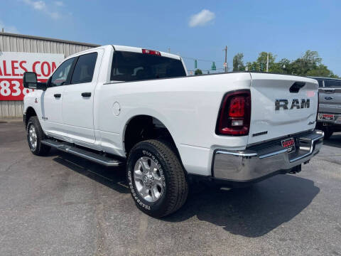 2025 RAM 2500