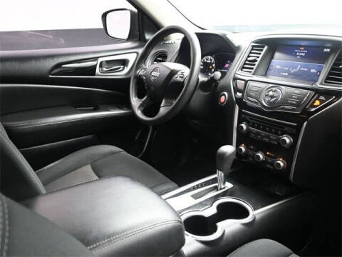 2019 Nissan Pathfinder S