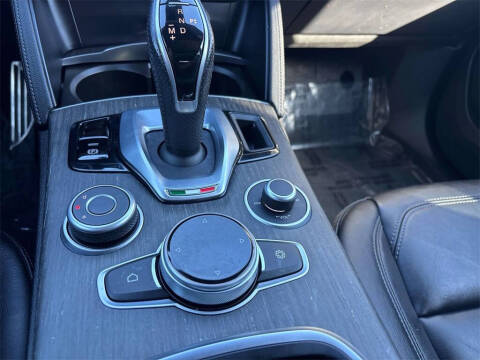 2022 Alfa Romeo Stelvio Ti