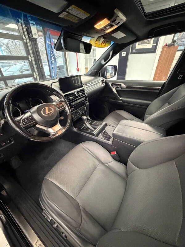 2023 Lexus GX 460