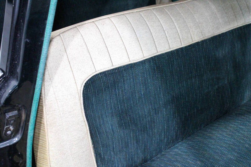 1953 Kaiser Manhattan