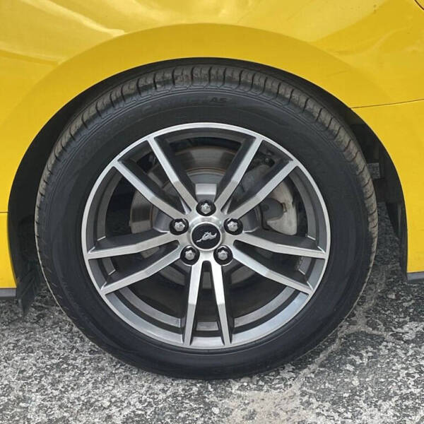 2016 Ford Mustang EcoBoost Premium