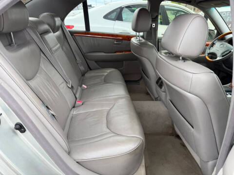2002 Lexus LS 430