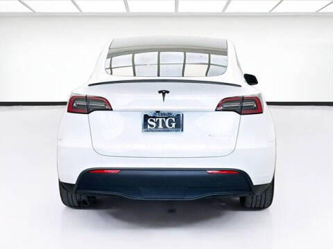 2024 Tesla Model Y Long Range