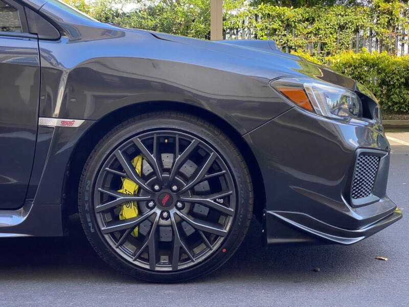 2018 Subaru WRX STI Base photo 5