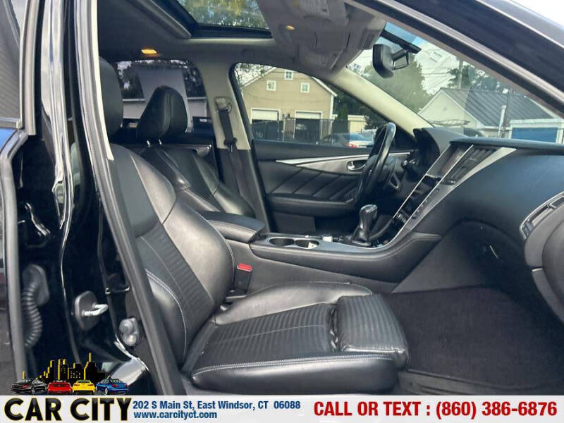 2015 Infiniti Q50 Premium