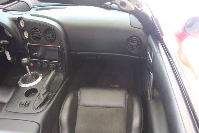 2005 Dodge SRT Viper