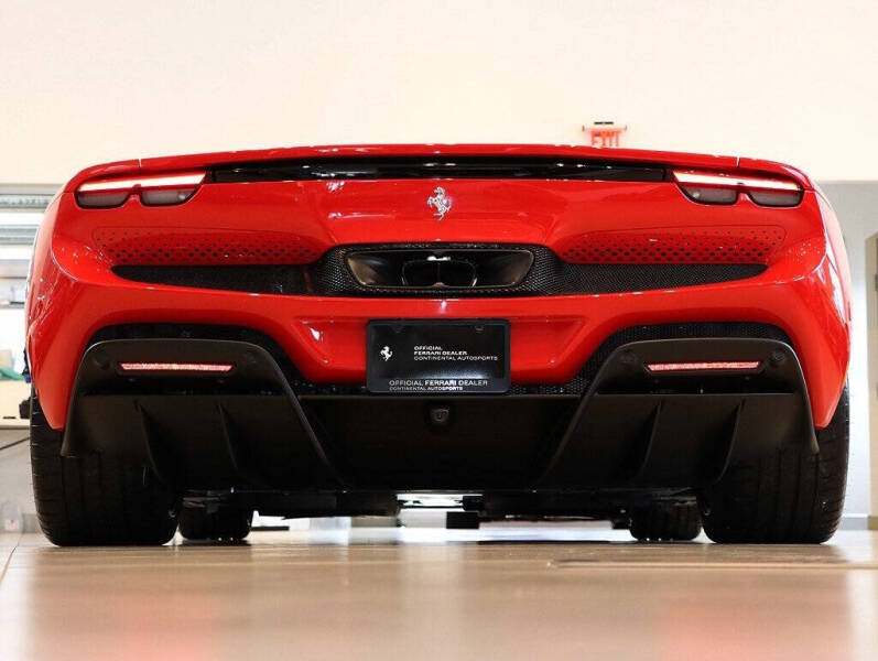 2024 Ferrari 296 GTS