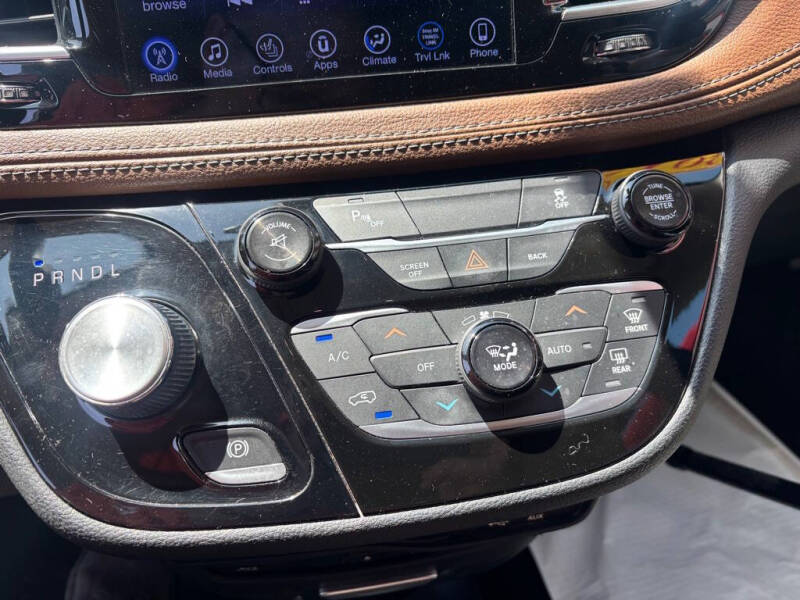 2017 Chrysler Pacifica Limited