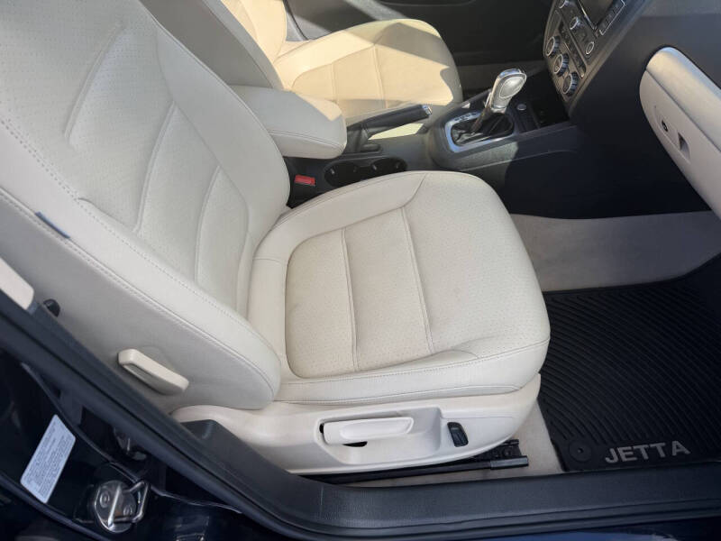 2014 Volkswagen Jetta Hybrid SEL