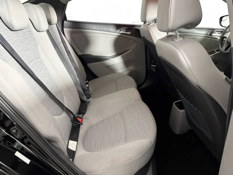 2015 Hyundai Accent GLS