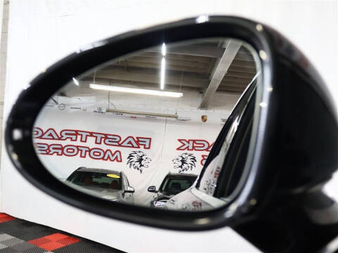 2020 Porsche Macan Turbo