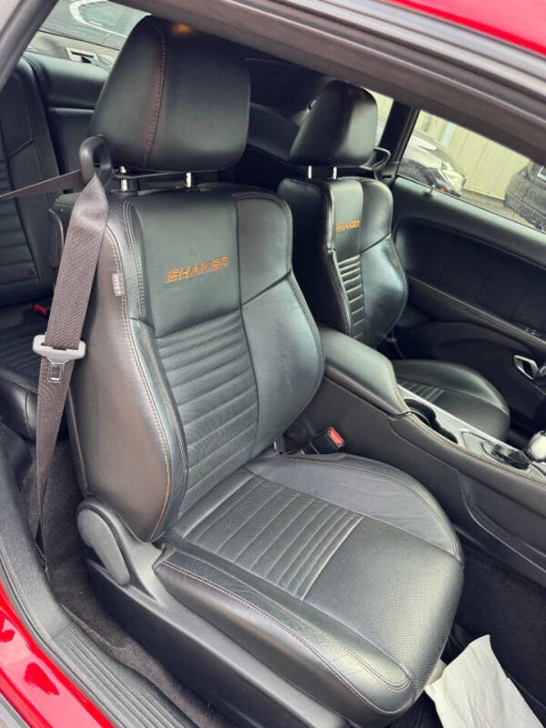 2016 Dodge Challenger R/T Plus Shaker