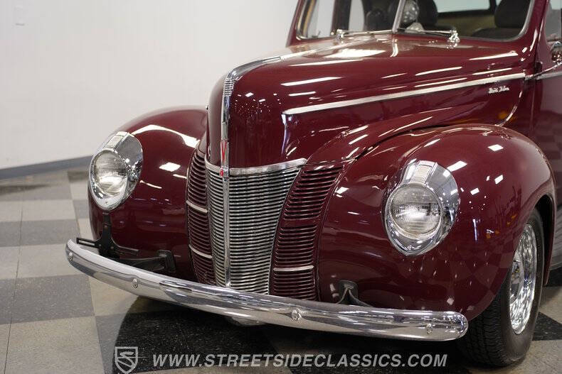 1940 Ford Deluxe