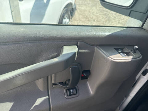 2019 Chevrolet Express 2500