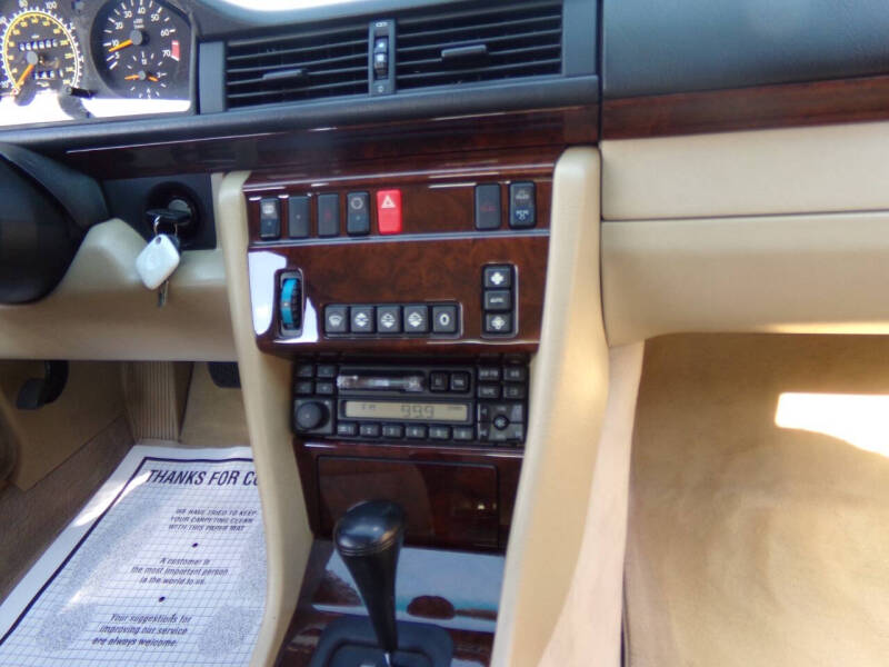 1994 Mercedes-Benz E-Class E 320