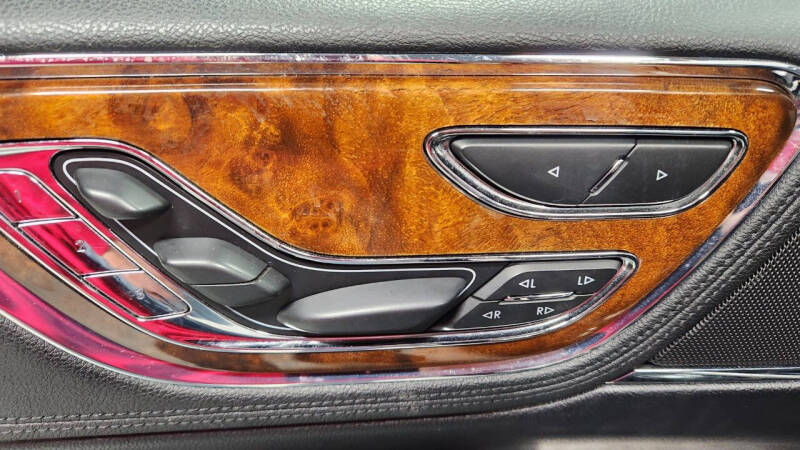 2017 Lincoln Continental Reserve