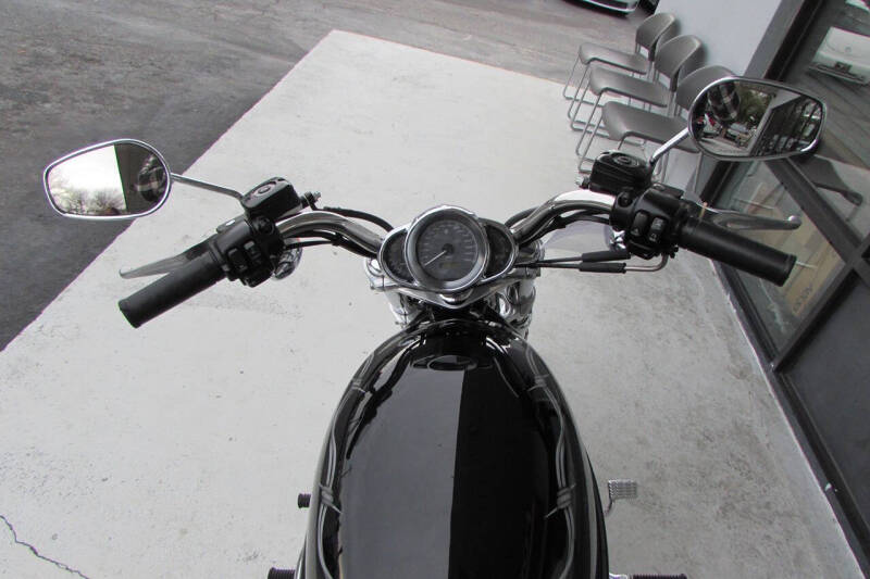 2005 Harley-Davidson V-Rod