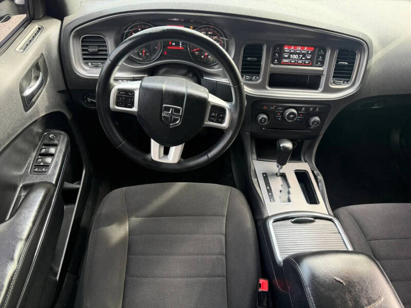 2014 Dodge Charger SE