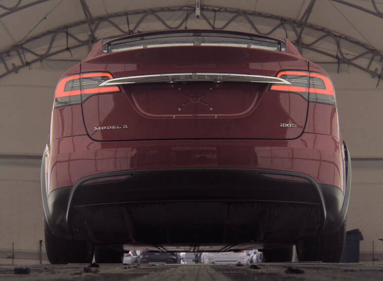 2018 Tesla Model X 100D