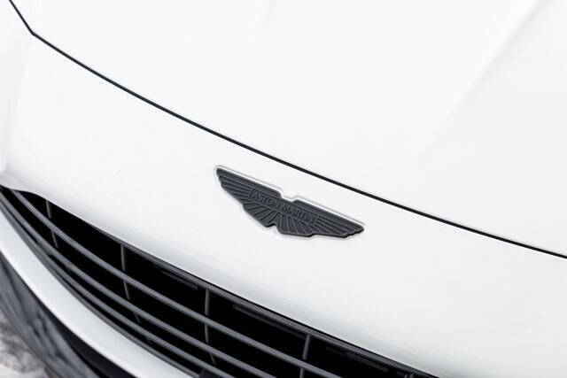 2025 Aston Martin Vantage