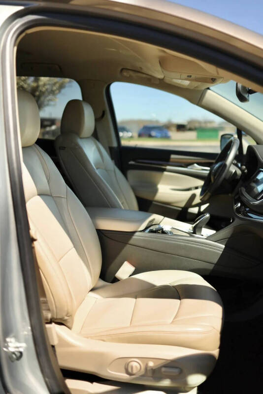 2018 Buick Enclave Essence