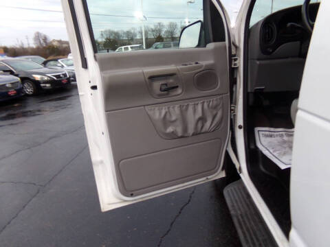 2001 Ford E-Series E-350 SD XL