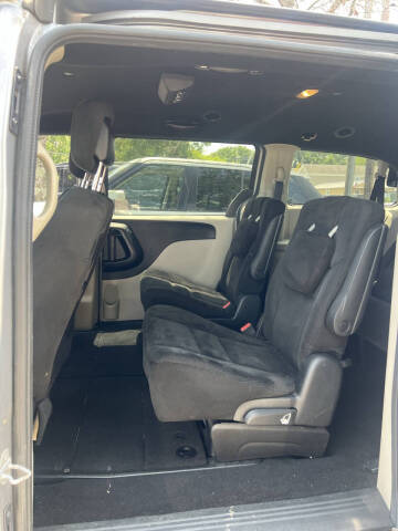 2015 Dodge Grand Caravan American Value Package