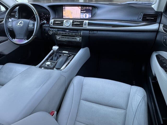 2014 Lexus LS 460