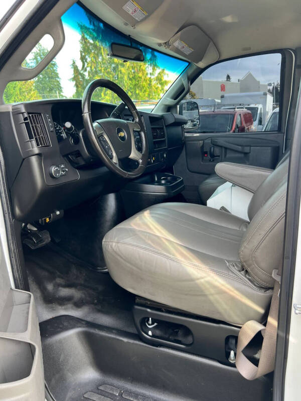 2018 Chevrolet Express 2500