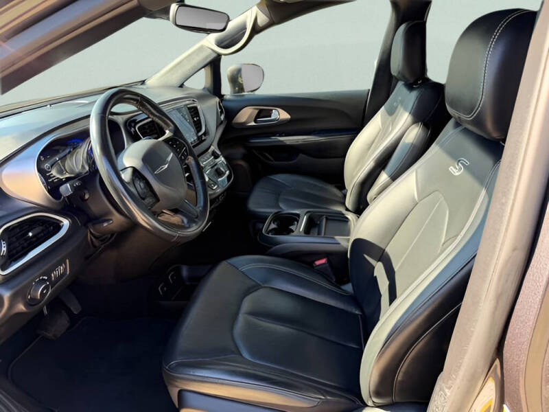 2020 Chrysler Pacifica AWD LAUNCH EDITION - Photo 18