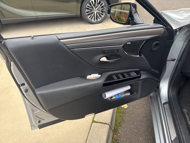 2022 Lexus ES 350 F SPORT