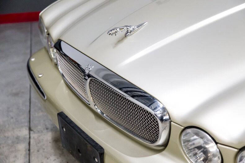 2006 Jaguar XJ-Series XJ8