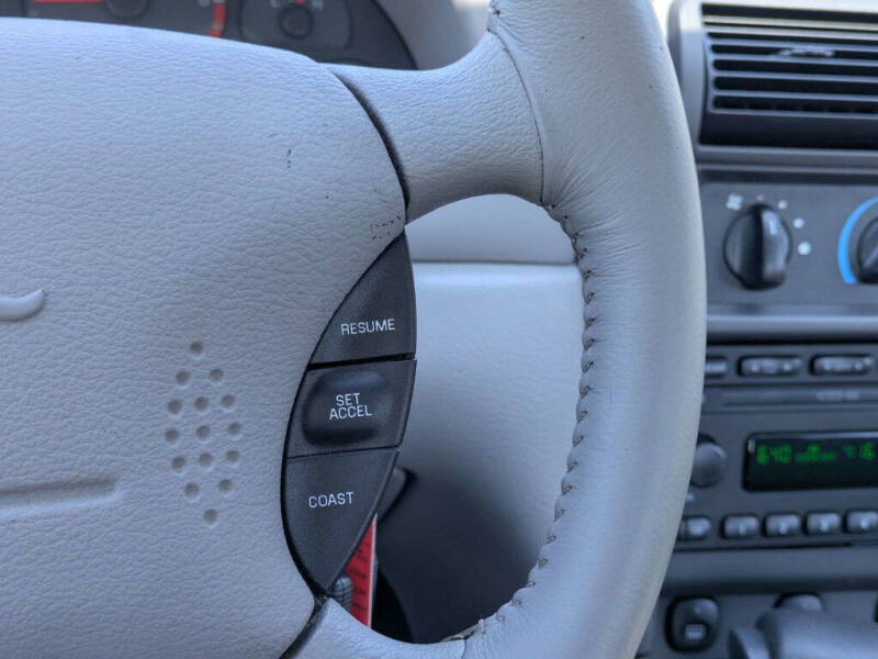 2003 Ford Mustang
