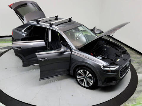 2019 Audi Q8 quattro Premium Plus 55 TFSI