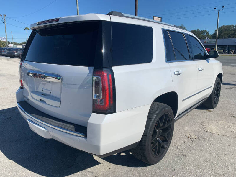 2017 GMC Yukon null photo 7