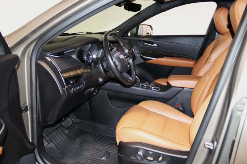 2020 Cadillac XT4 Premium Luxury