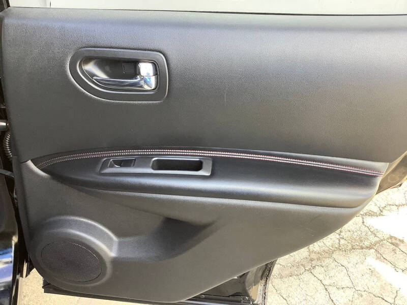 2011 Nissan Rogue S