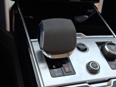 2023 Land Rover Range Rover P530 SE