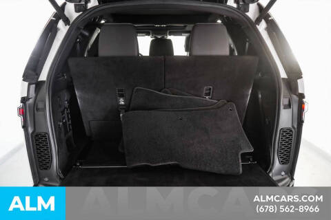 2022 Land Rover Discovery P300 S R-Dynamic