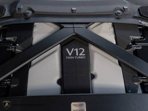 2025 Aston Martin Vanquish